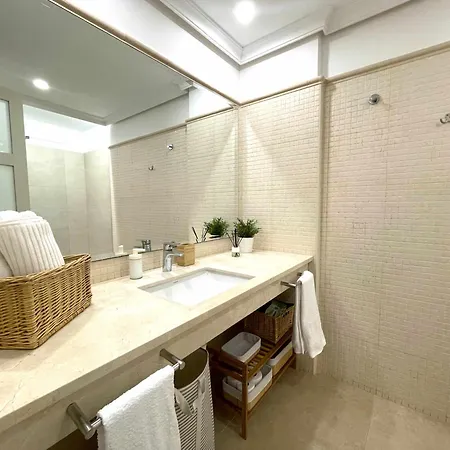 Markethome Atlantic Vistas アパート